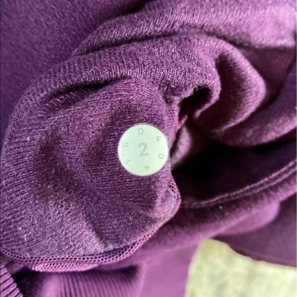 Lululemon Pullover - Picture 11 of 11